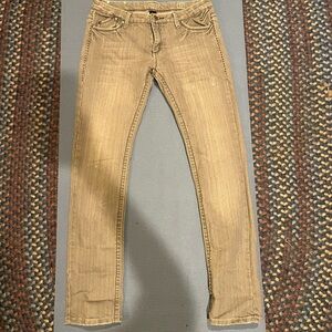 Women’s RAMPAGE light wash straight leg jean